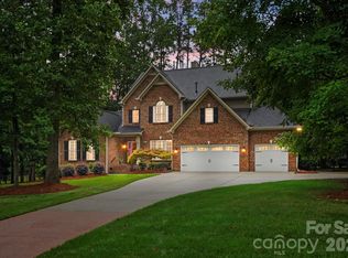 5630 Turkey Oak Dr, Mint Hill, NC 28227