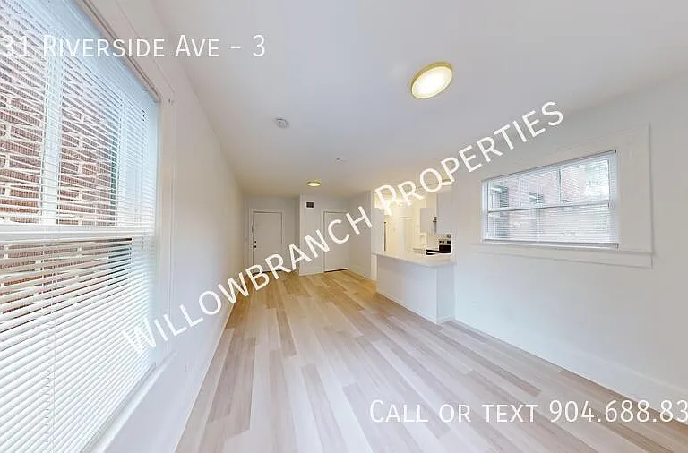 2331 Riverside Ave #3 — Photo 3