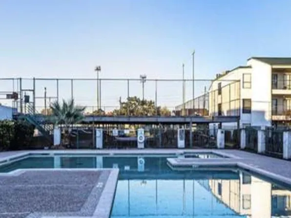 2818 S Bartell Dr #33A, Houston, TX 77054