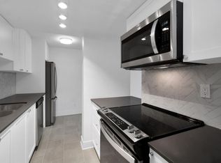 1100 Harwood condos, Vancouver, BC V6E 1R7