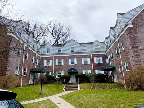 140 W Englewood Ave APT 5B, Teaneck, NJ 07666