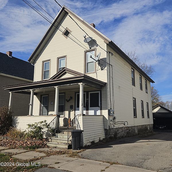 3rd image of 107 Prospect Street