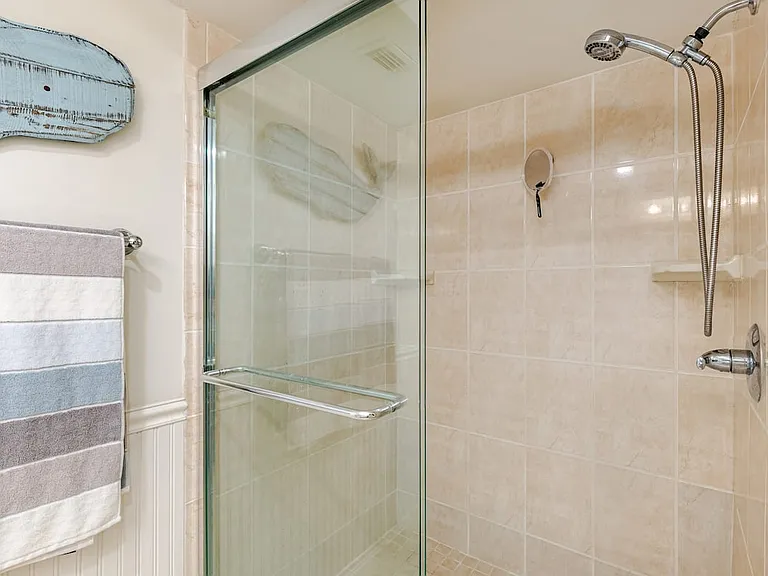 643 Brackenwood Cv #643 — Photo 14