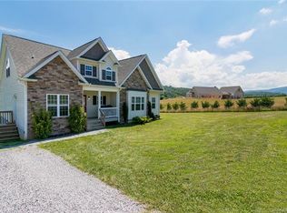 68 Addison Way, Horse Shoe, NC 28742