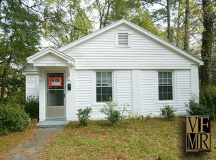 1405 Bond St, Kinston, NC 28501