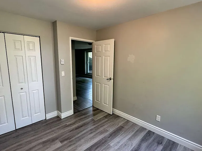 385 Division St #201 — Photo 11