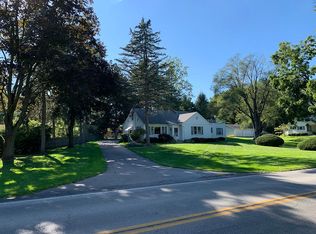 615 Haskins Rd, Bowling Green, OH 43402