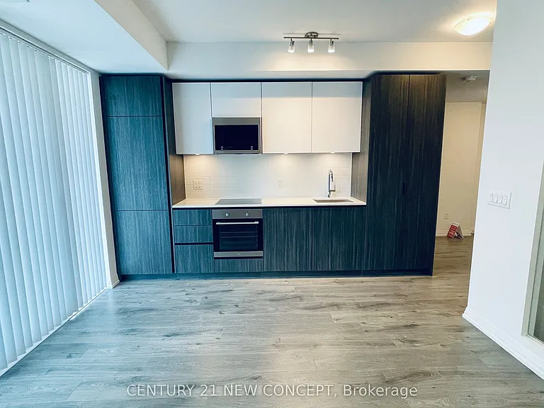 8 Widmer St #3411 — Photo 8