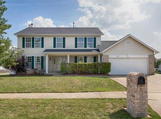 2042 Lick Creek Dr, Wentzville, MO 63385