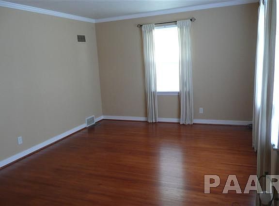 4th image of 3821 N Grand Blvd