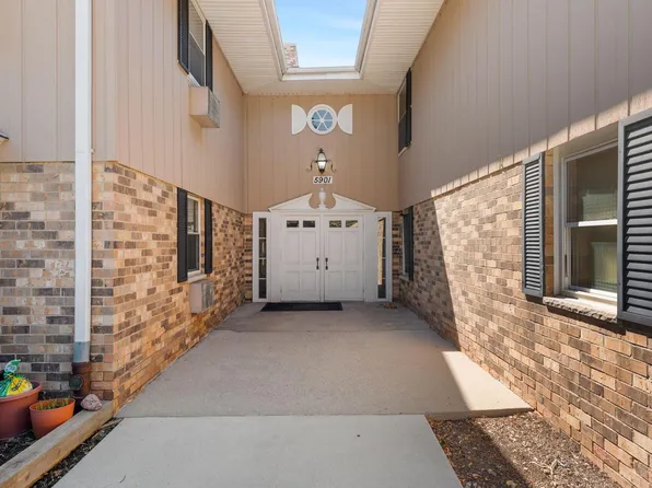 5901 W Brown Deer ROAD #210, Brown Deer, WI 53223
