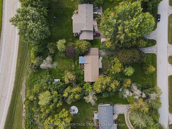 2nd image of 33 Minonen Rd