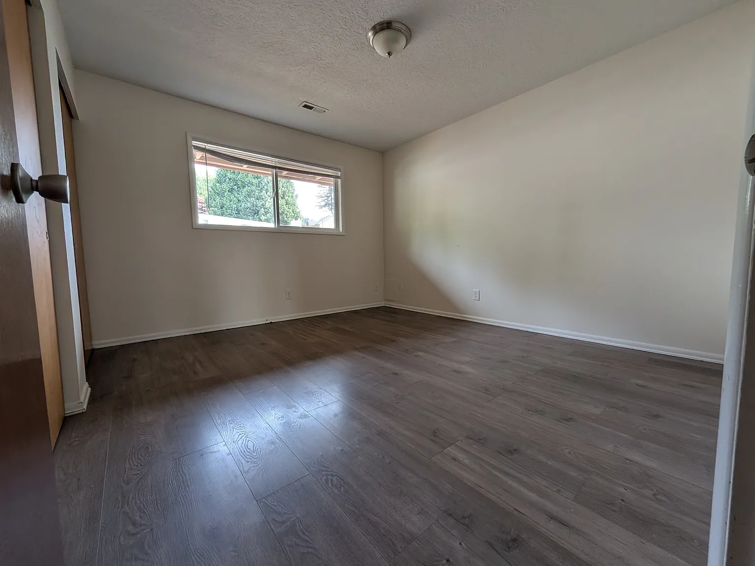 2 bed, 900 sqft, $1,850 — Photo 3