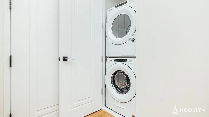 Rented by Nooklyn NYC LLC | media 16