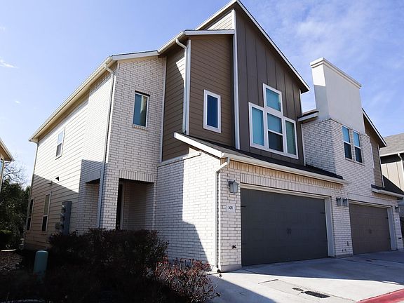 2nd image of 301 Bridgeford Dr