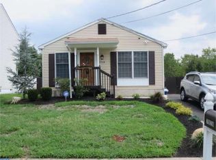 7928 Stow Rd, Pennsauken, NJ 08110
