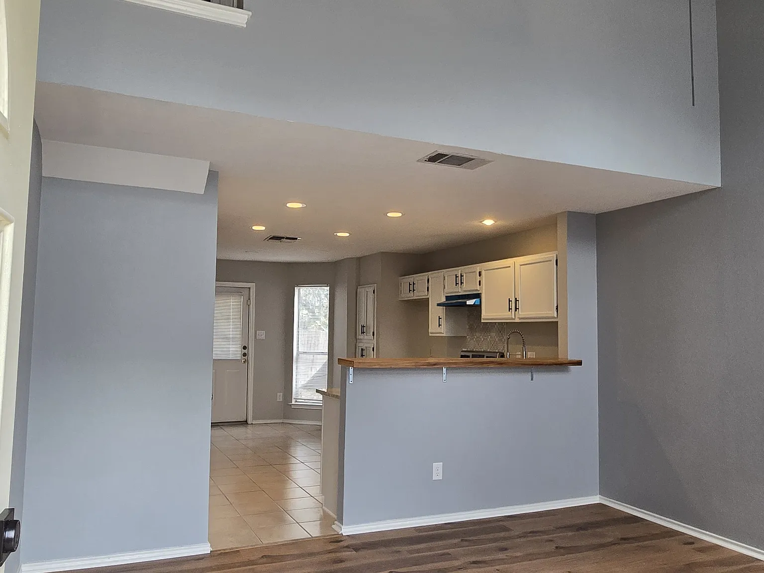 3 bed, 2.5 bath, 1236 sqft, $1,500 — Photo 2