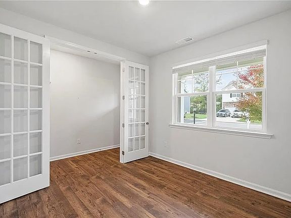 Office space or dining area whichever you prefer