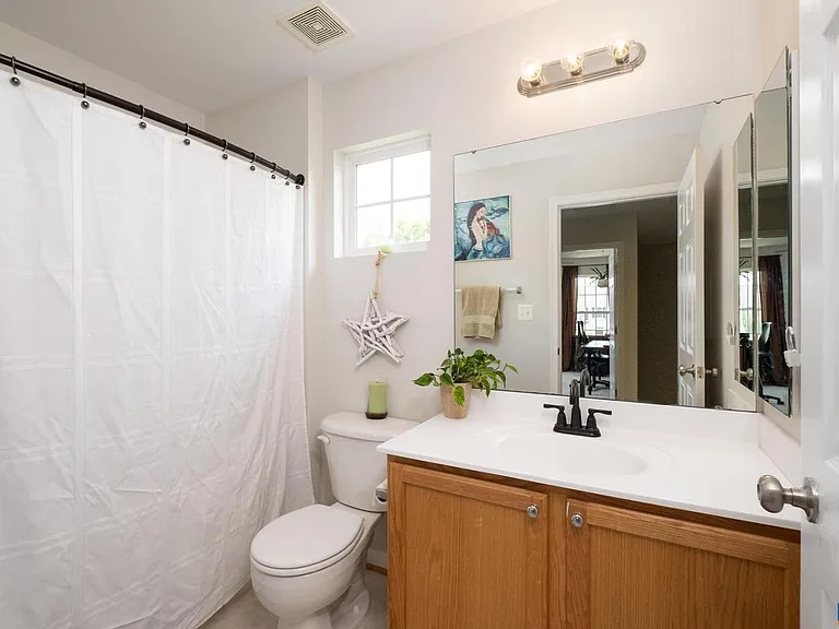 662 Holly Hill Dr — Photo 20