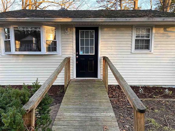 4th image of 438 Xanthus Ave