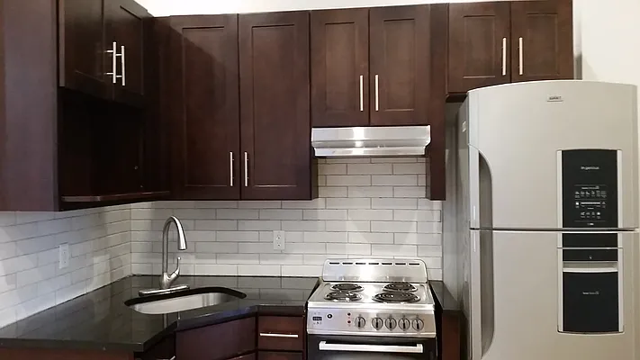 Rented by Signature Property Realty | media 4