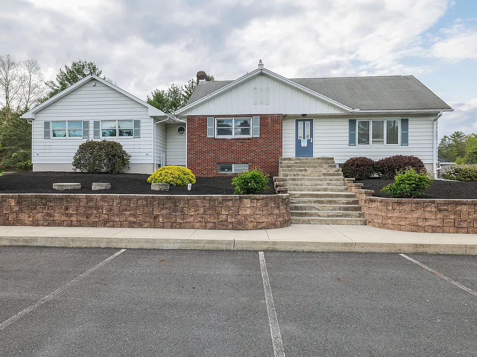 863 Interchange Rd