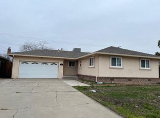 831 Cardinal St, Lodi, CA 95240