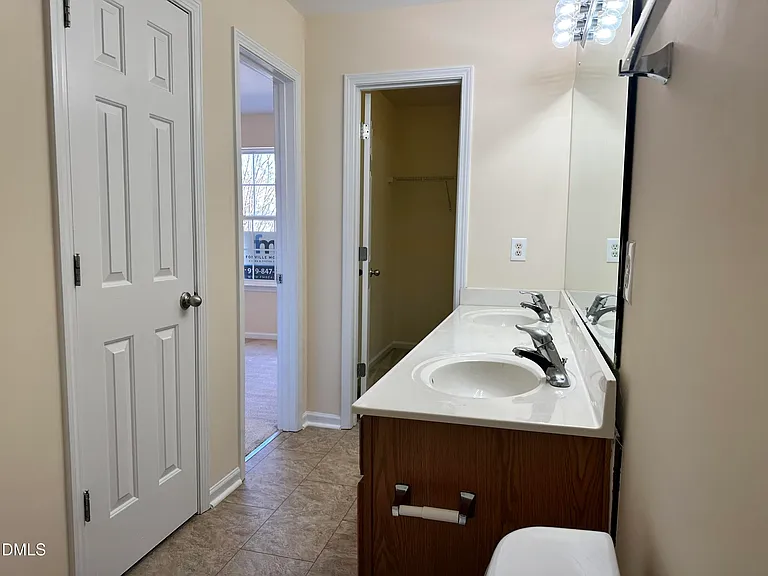 7852 Averette Field Dr — Photo 19