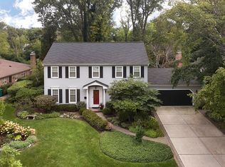 605 Wicklow Rd, Deerfield, IL 60015