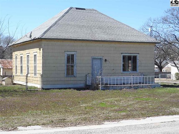 2nd image of 517 N Logan St
