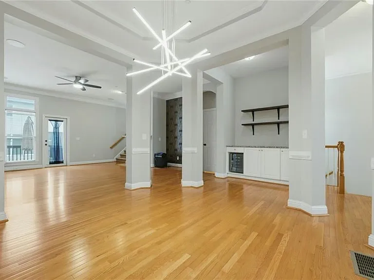 319 Creekbank Way SE — Photo 10