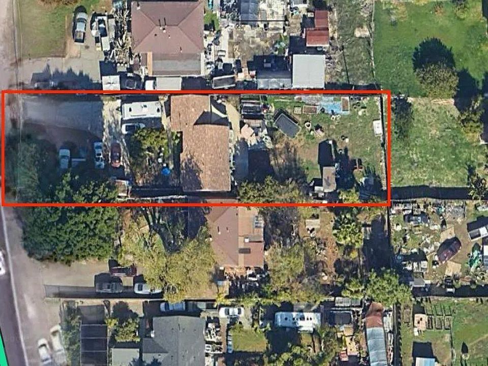 1st image of 1627 N Santa Fe Ave