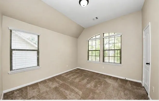 12430 Fossil Point Ln — Photo 11