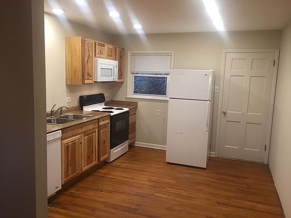 Good lights in Kitchen