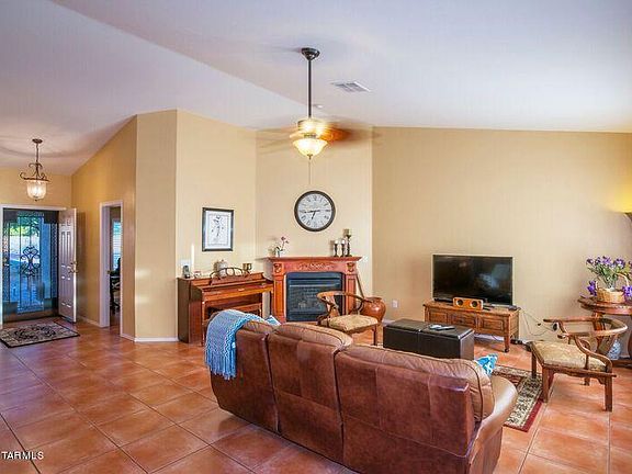 5th image of 5671 N Sunset Heights Ct