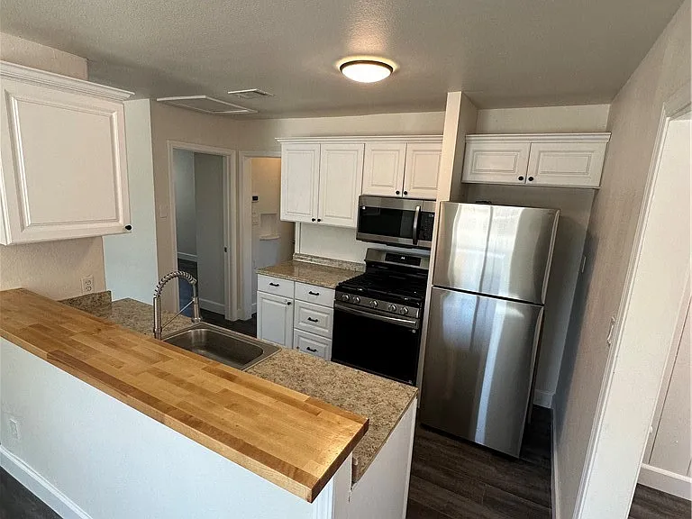 454 S Rosario Ave #A — Photo 7
