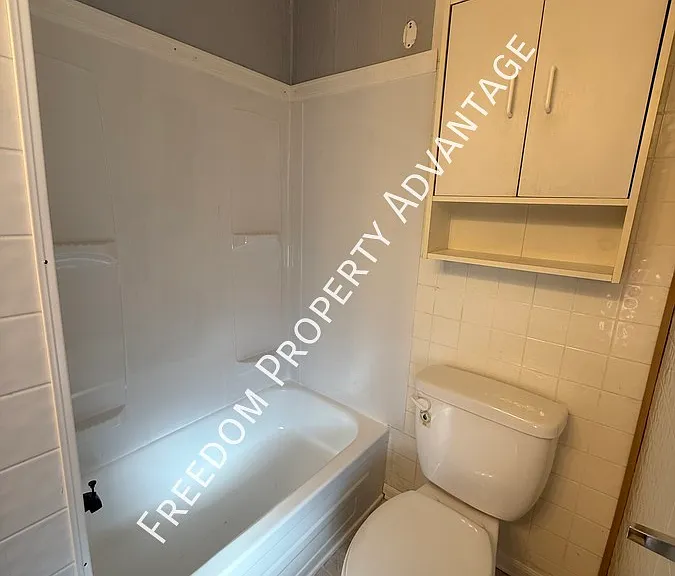 1002 Indiana Ave — Photo 7