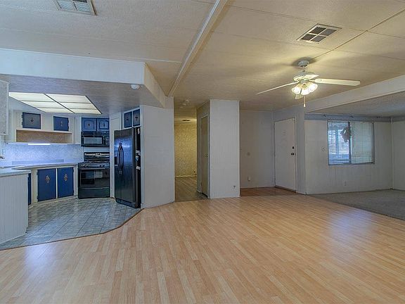 4th image of 5300 E Twain Ave
