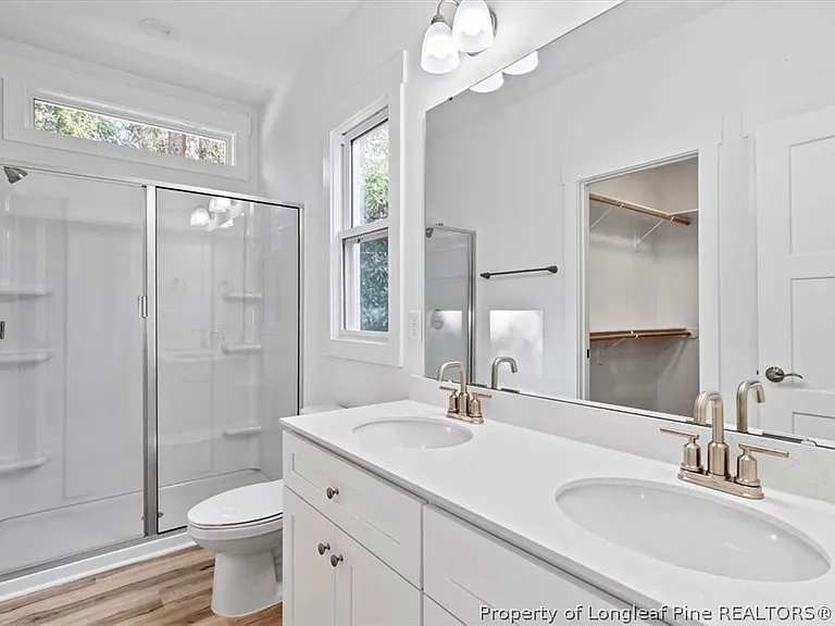 601 E Bay St — Photo 15