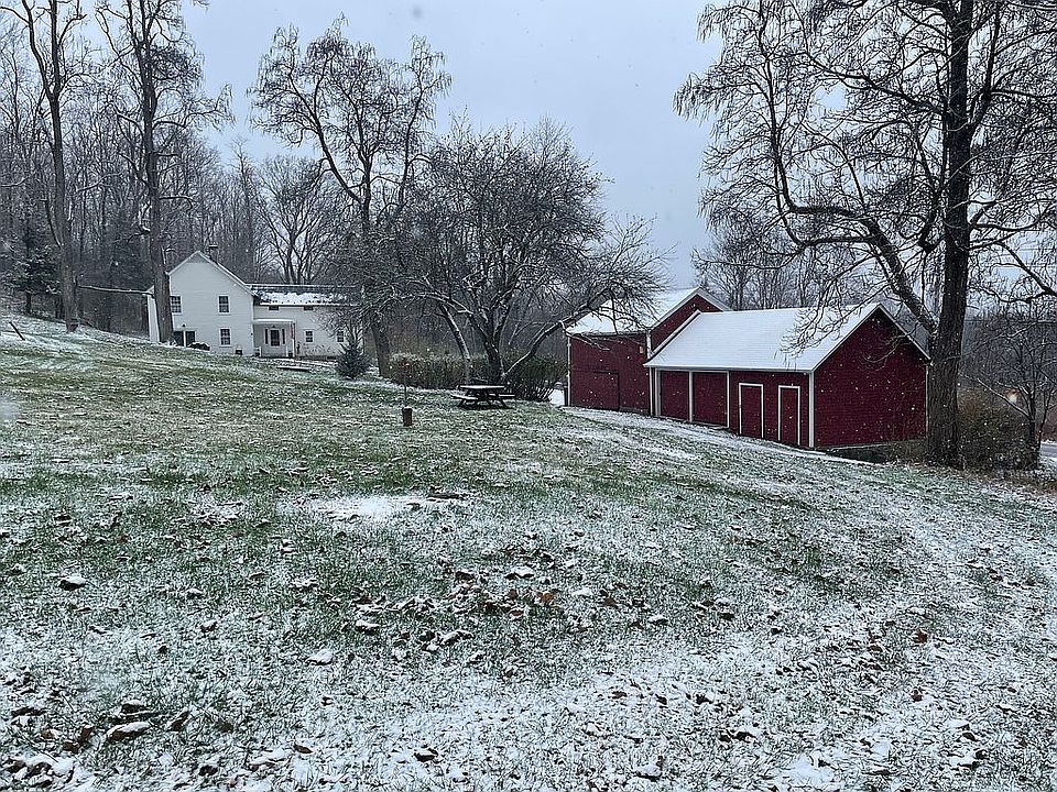2nd image of 81 Cricket Hill Rd