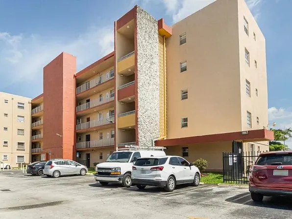 6090 W Flagler St APT 307, Miami, FL 33144