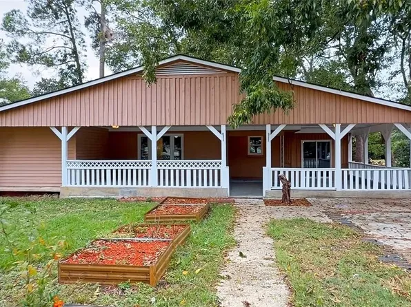 5146 Ponderosa Dr, Fayetteville, NC 28304