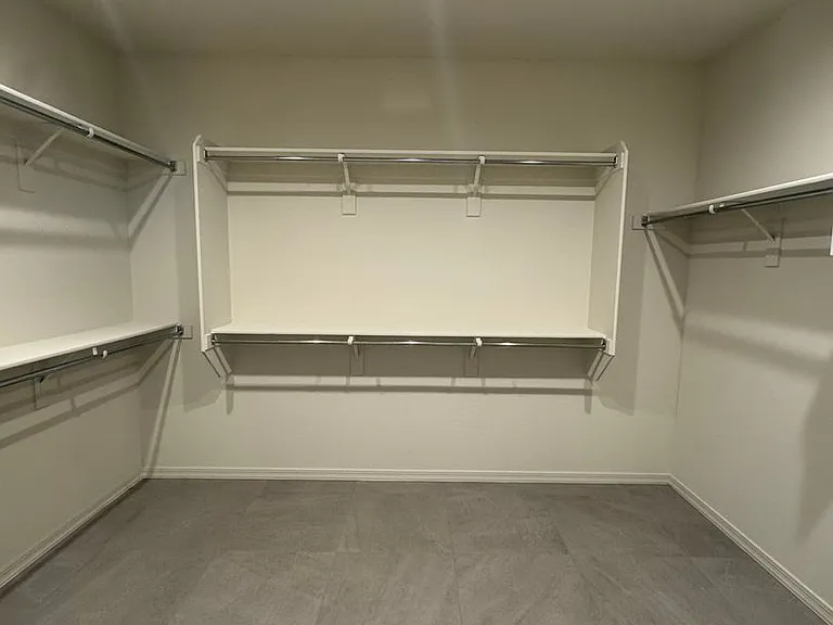 17156 W Smoketree Dr — Photo 11