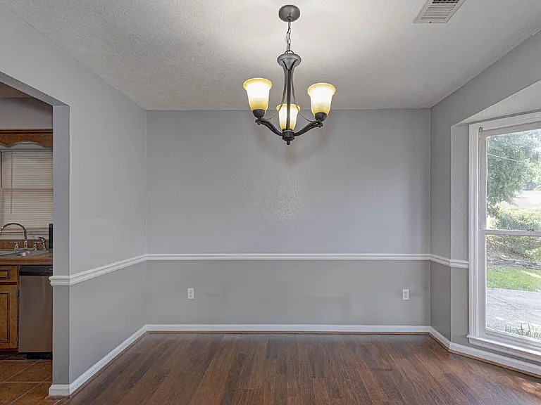 6913 Dorsey Dr — Photo 14