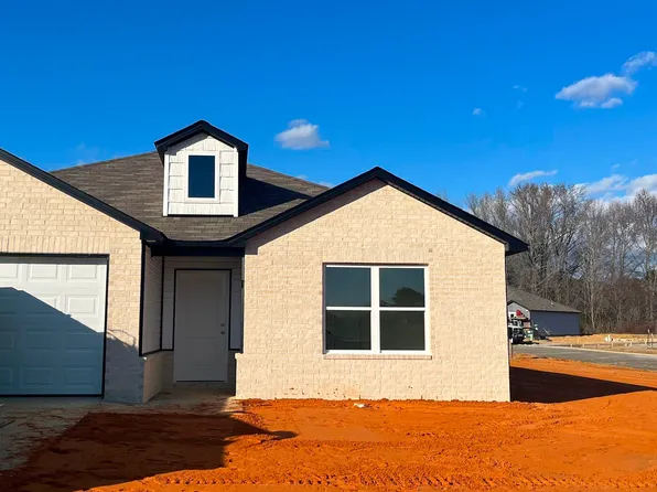 228 Baldwin Dr, Beebe, AR 72012