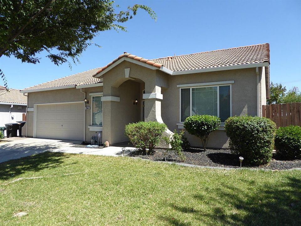 2nd image of 2546 Marie Antoinette Dr