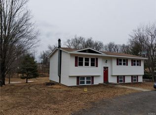 32 Cardinal Dr, Washingtonville, NY 10992