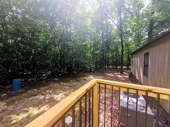 4th image of 6 Magnolia Dr