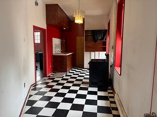 1920 Bleecker St #1 Photo 1