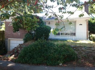 3701 SW Kenyon St, Seattle, WA 98126